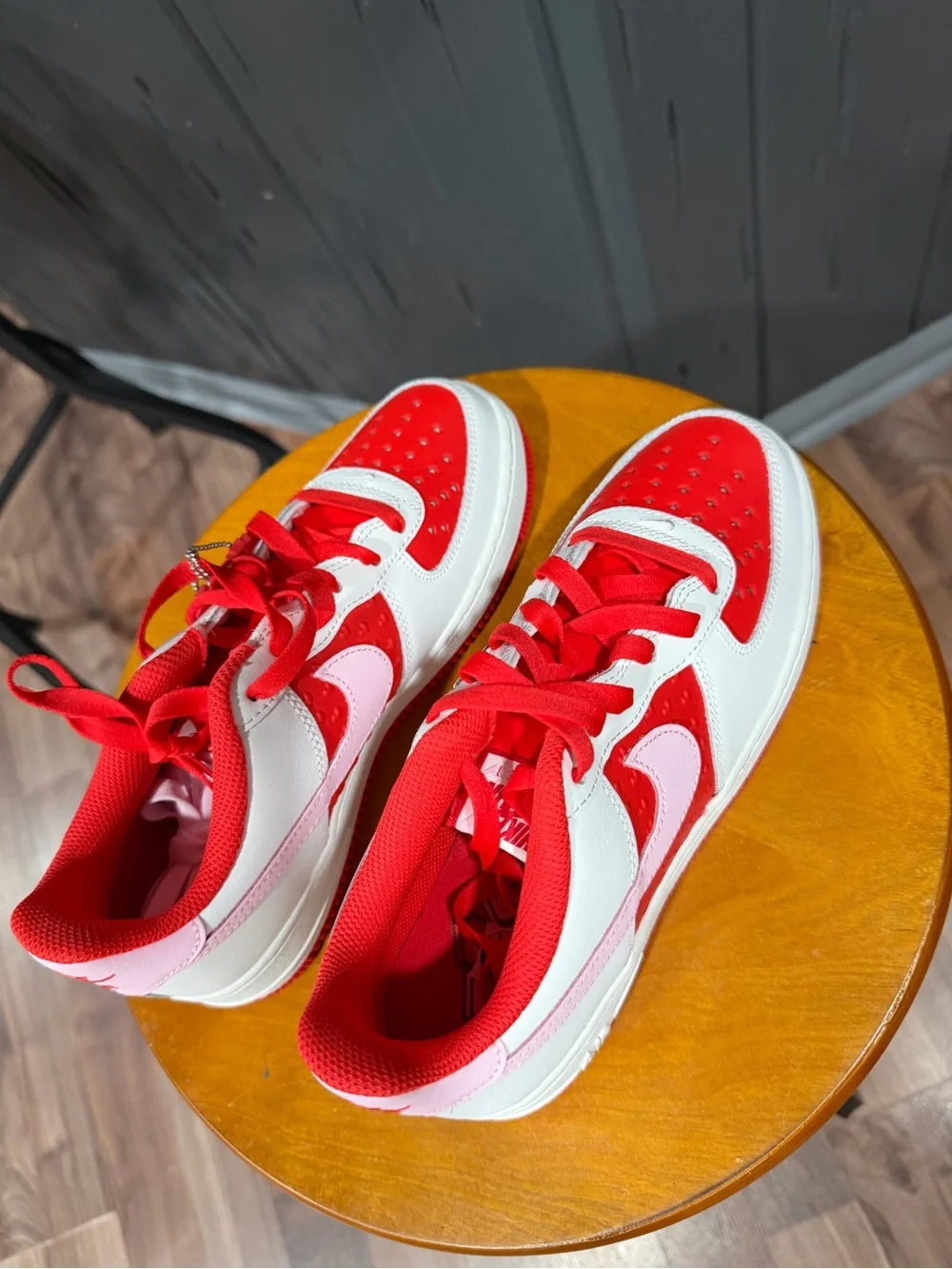 Nike Kids Red & Pink Low-Top Sneakers - Comfortable Everyday Trainers